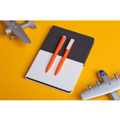 Ручка шариковая "Clive", покрытие soft touch, оранжевый с белым